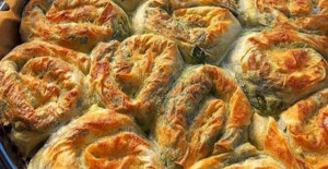 Hazır Yufkadan Ispanaklı Beyaz Peynirli Börek Tarifi