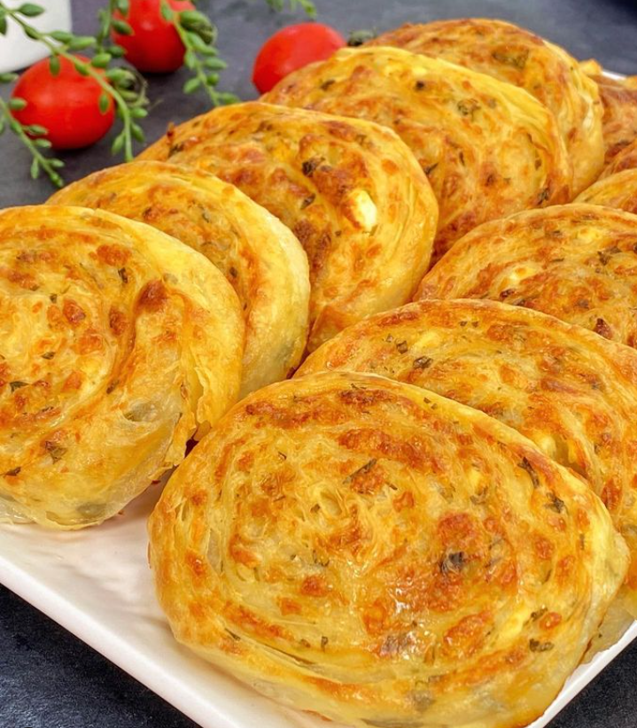 Puf Puf Sodalı Dilim Börek Tarifi - 2